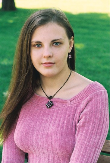 Tegan's senior portrait, August 2005